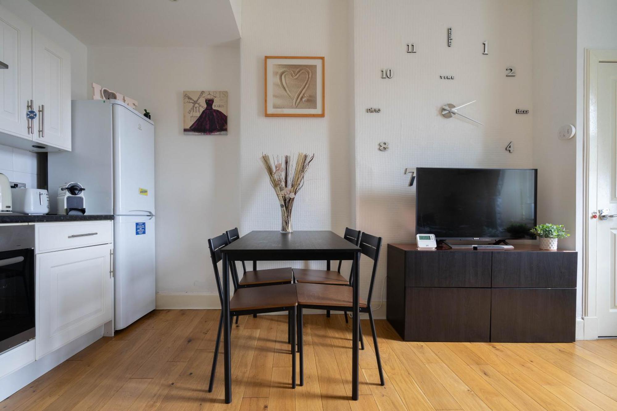 Cosy Leith Escape - * EDI